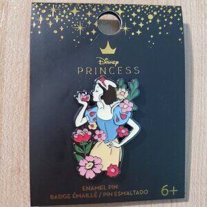 ✨Disney Floral Snow White Enamel Pin
